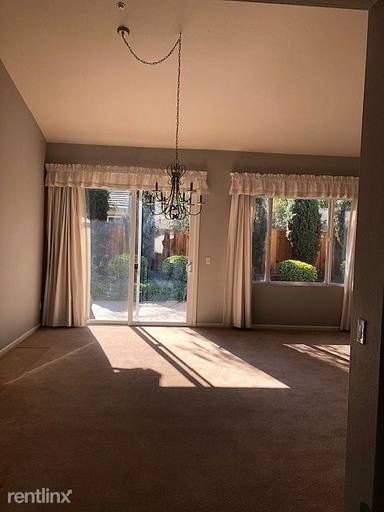 Main picture of 5765 Edelweiss Way