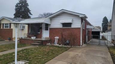 Main picture of 1072 Mill St