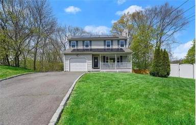 Main picture of 1312 Longfellow Cir