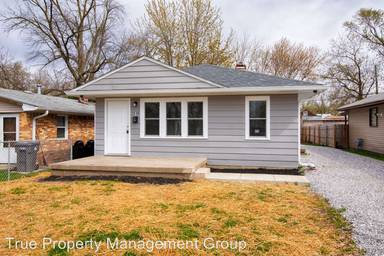 Main picture of 2618 E Bradbury Ave