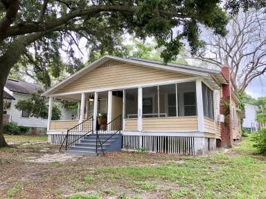 Main picture of 624 W Patterson St