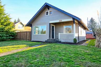Main picture of 4530 6th Ave