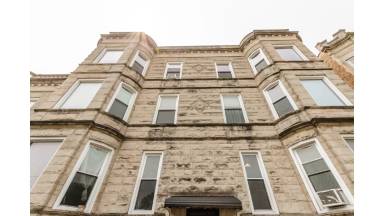 Main picture of 3129 W Augusta Blvd