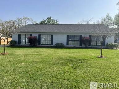 Main picture of 515 W Rose Ave