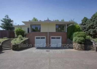 Main picture of 5226 SE Clinton St