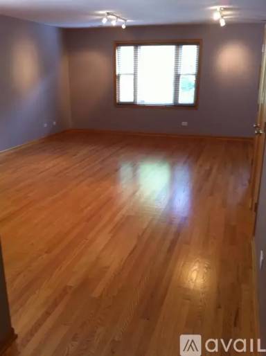 Main picture of 2904 W Palmer St