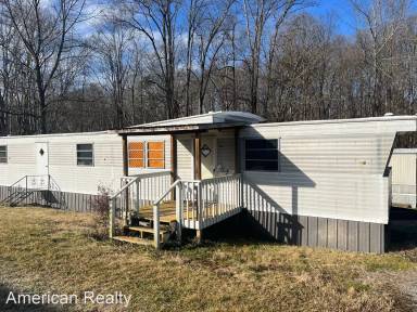 Main picture of 910 Old Elizabethton Hwy