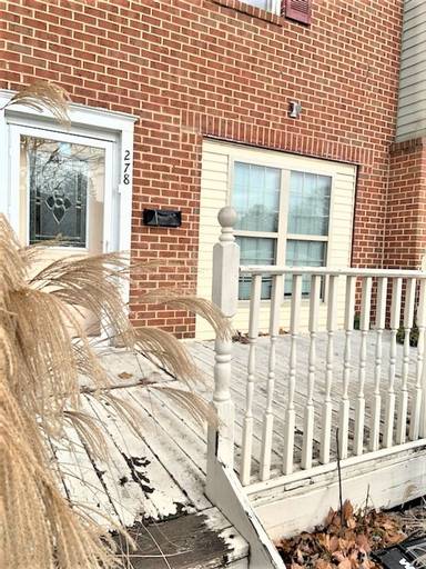 Main picture of 278 Broad St