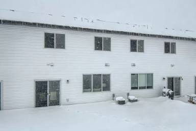 Main picture of 2100 Cleveland Ln S