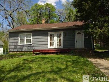 Main picture of 807 Oakley Ave