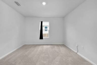 Main picture of 5631 Guinevere Ln