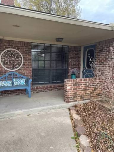 Main picture of 1204 Fairhaven Dr