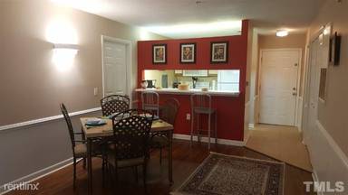 Main picture of 1411 Collegiate Cir