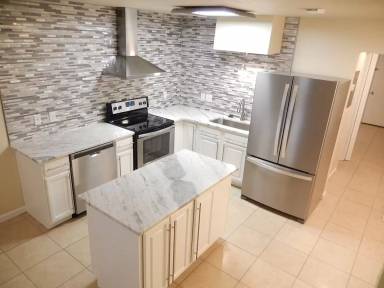 Main picture of 932 S Lipona Rd