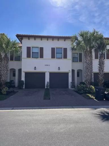 Main picture of 15831 Portofino Springs Blvd