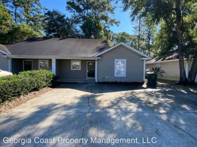 Main picture of 108 - 110 Leeswood Cir