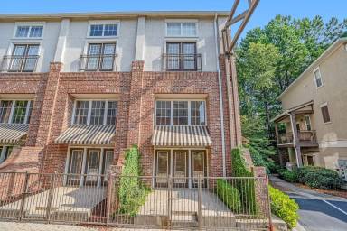 Main picture of 500 Brickworks Cir NE