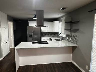 Main picture of 1414 Parliament St