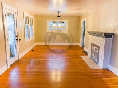 Main picture of 1335 18th St NE