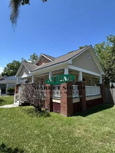 Main picture of 738 E Anderson St