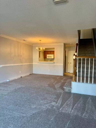 Main picture of 704 Settlement Dr