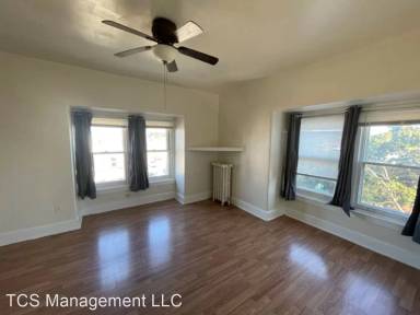 Main picture of 1636 Dyre St