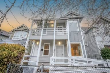 Main picture of 506 20th Ave