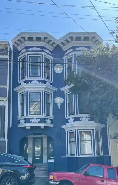 Main picture of 323 Frederick St