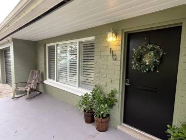 Main picture of 110 Charlotte Ave