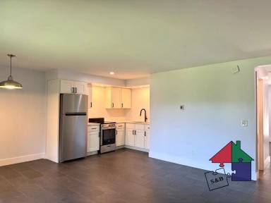 Main picture of 60 Snowdrift Ln