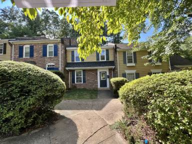 Main picture of 112 Scarborough Pl