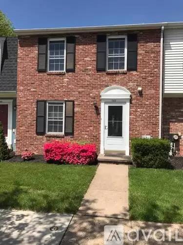 Main picture of 702 Seminole Gdns