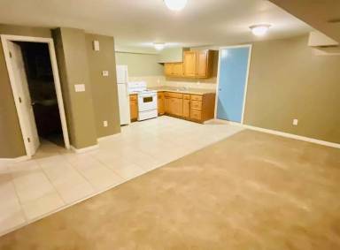 Main picture of 320 1st St