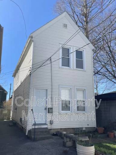 Main picture of 1924 E 123rd St