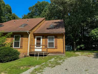 Main picture of 7313 John Elizabeth Pl