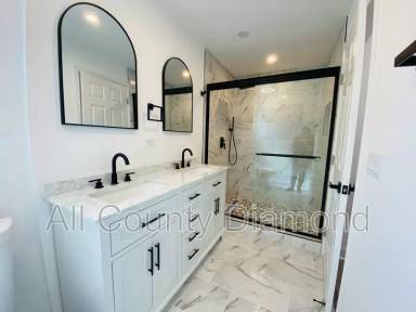 Main picture of 2805 W 21st St