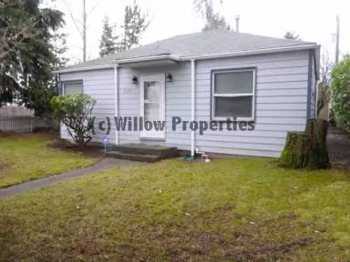 Main picture of 6801 S Huson St