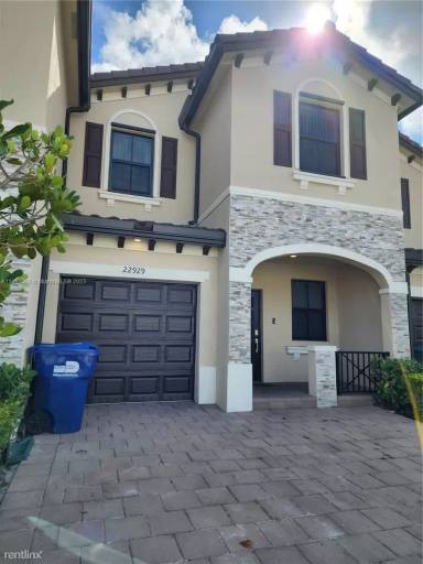Main picture of 22929 SW 127th Ct