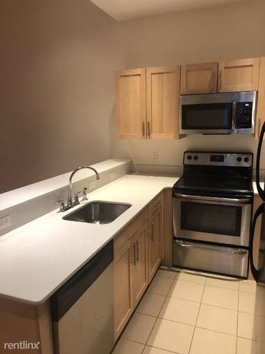 Main picture of 407 Washington St