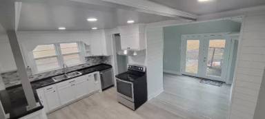 Main picture of 5373 Kelly Rd