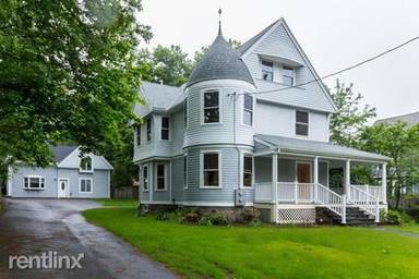 Main picture of 1099 Walnut St