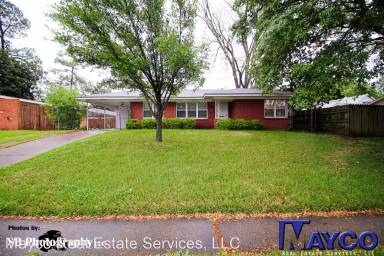 Main picture of 5807 Roma Dr