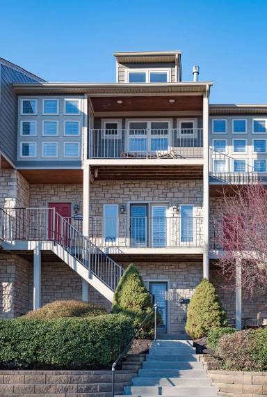 Main picture of 731 Crescent Ave