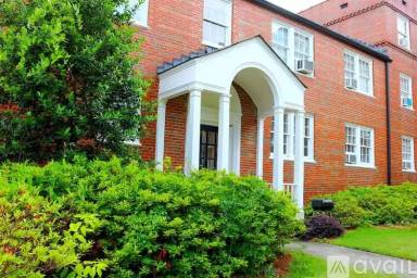 Main picture of 2824 Thornhill Rd