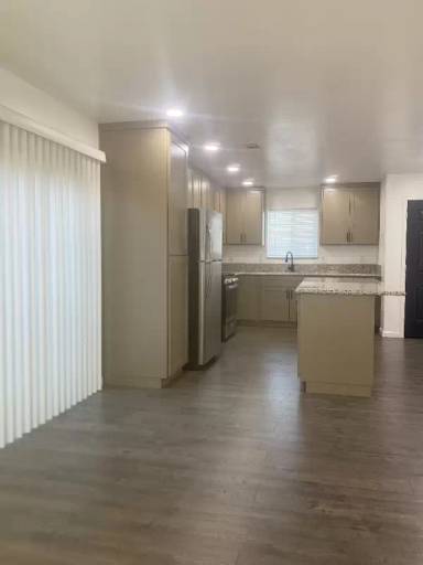 Main picture of 355 K St
