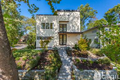 Main picture of 4705 Chevy Chase Blvd