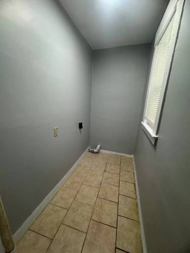 Main picture of 48 Truman St