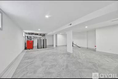 Main picture of 11930 146th St
