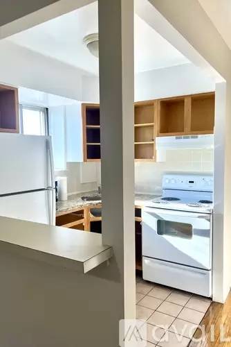 Main picture of 2245 42nd St