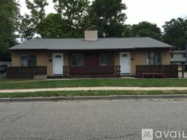 Main picture of 252 Stoddard Ave